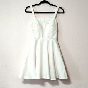 Trixxi White Layered Dress Size 5